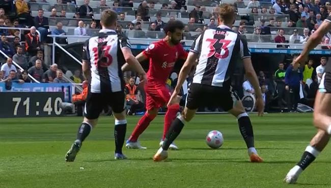 محمد صلاح كاد ان يسجل هدف امام نيوكاسل بالدوري الانجليزي
