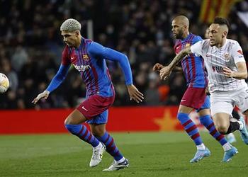 أروخو يطمئن جماهير برشلونة بشأن تجديد عقده