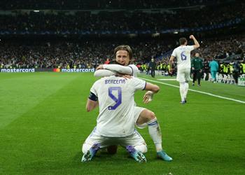 فيديو الهاتريك بنزيما يسجل هدف ريال مدريد الثالث أمام تشيلسي