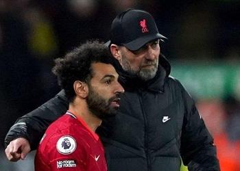 كلوب يدافع عن محمد صلاح قبل مواجهة مانشستر سيتي ما تعرض له كان شديد ا