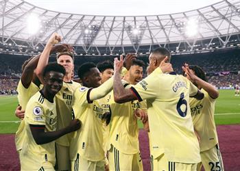 فيديو بمشاركة النني آرسنال يتخطى وست هام ويصارع من أجل التأهل لدوري أبطال أوروبا