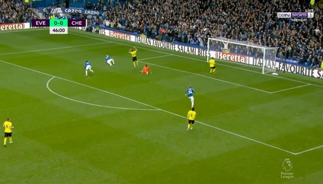 هدف فوز ايفرتون علي توتنهام 1 0 الدوري الانجليزي خطأ فادح من ازبيليكويتا