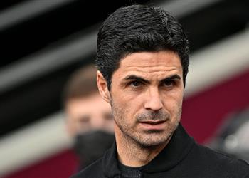 تقارير القواعد تمنع آرسنال من استدعاء مهاجمه أمام توتنهام