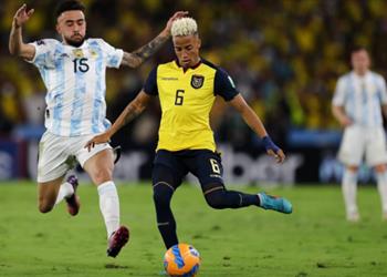 منتخب الإكوادور مهدد بالاستبعاد من كأس العالم قطر 2022