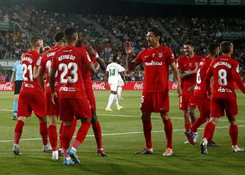 أتلتيكو مدريد يتأهل إلى دوري أبطال أوروبا بثنائية أمام إلتشي