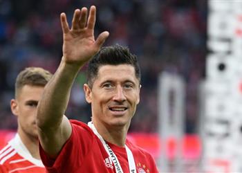 تقارير برشلونة غير قادر على حسم صفقة ليفاندوفسكي