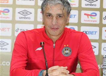 مدرب وفاق سطيف سجلنا 11 هدف ا في مباراتين ونسعى لمنع الأهلي من اللعب بطريقته