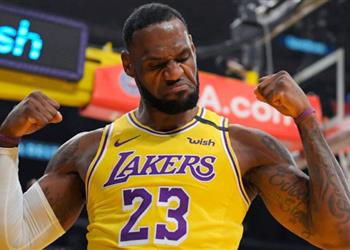 ليبرون جيمس يرشح لاعبين للتتويج بجائزة أفضل لاعب في الدوري الإنجليزي