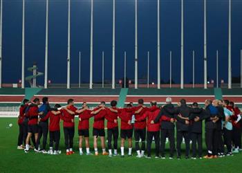 مران الأهلي احتفال بـ بيرسي تاو وموسيماني يحاضر اللاعبين