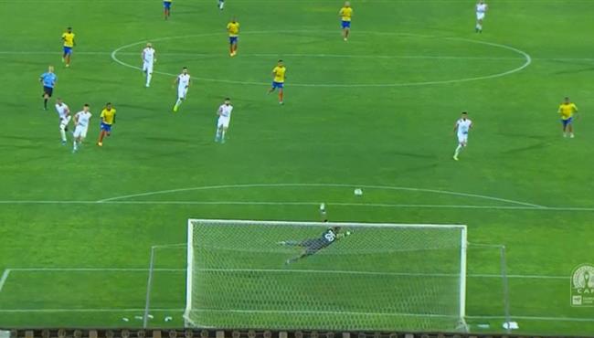 لاعب بترو اتليتيكو كاد ان يسجل هدف رائع في مرمي الوداد