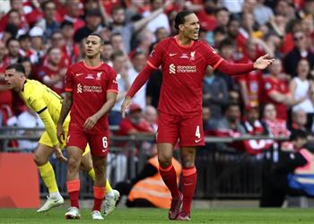 فان دايك يوضح إصابته في مباراة ليفربول وتشيلسي