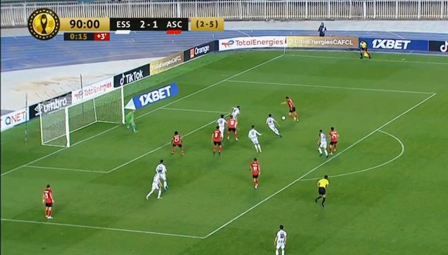 فرصة خطيرة من الاهلي علي مرمي وفاق سطيف في الوقت القاتل