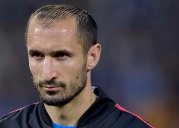 أليجري يكشف وجهة كيليني المحتملة بعد الرحيل عن يوفنتوس