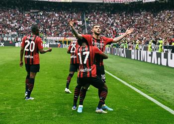 فيديو ميلان يهزم أتالانتا بثنائية ويصبح على بعد خطوة من لقب الدوري الإيطالي