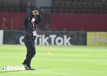 سيد معوض موسيماني عالج ثنائي الأهلي نفسي ا والانسحاب من إفريقيا لا يفيد