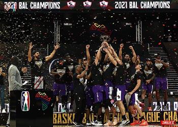 بعثة سلة الزمالك تصل إلى رواندا للمشاركة في بطولة إفريقيا