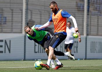 مران ريال مدريد عودة بنزيما وغياب ثنائي الفريق استعداد ا لـ ريال بيتيس في ختام الليجا