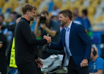 ماكمانامان مساعدة جيرارد وكوتينيو لـ ليفربول قصة رومانسية ولا أتخيل خسارة مانشستر سيتي