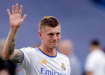 ماركا كروس يصدم ريال مدريد بشأن تمديد عقده