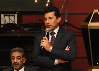 وزير الرياضة سعيد بالتطور الدائم في الزمالك بقيادة مرتضى منصور