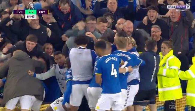 اهداف مباراة ايفرتون وكريستال بالاس المثيره 3 2 الدوري الانجليزي