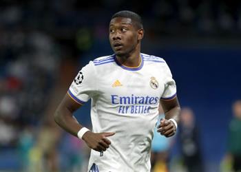 شكوك حول لحاق ألابا بمباراة ريال مدريد ومانشستر سيتي