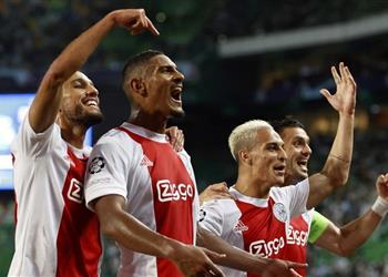 ليفربول ومانشستر يونايتد يتنافسان على جناح أياكس