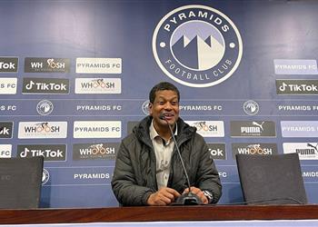 علاء عبد العال إيسترن كومباني يدعم الأهلي والأفضل تأجيل المباراة