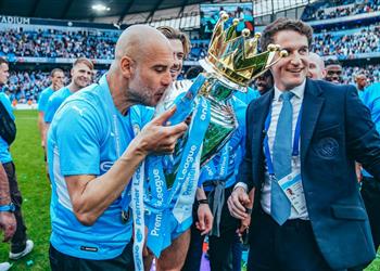 رسمي ا مانشستر سيتي بطل الدوري الإنجليزي 2021 22