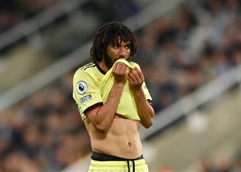 أرتيتا يعلق على مستقبل محمد النني بعد انتهاء موسم آرسنال