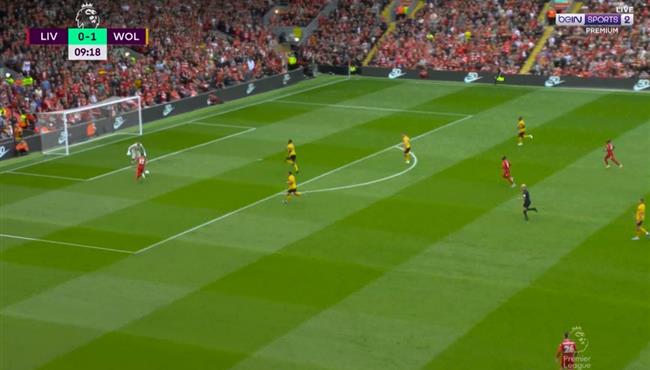 دياز يهدر انفراد تام في مباراة ليفربول وولفرهامبتون بالدوري الانجليزي