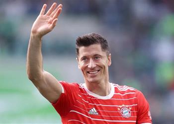 هونيس بايرن ميونخ لا يملك بديلا لـ ليفاندوفسكي وبرشلونة م فلس