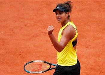 اتحاد التنس يطمئن على إصابة ميار شريف في رولان جاروس