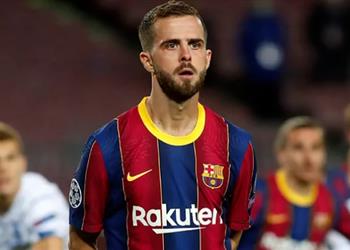 بيانيتش يعلن قراره بشأن مستقبله في برشلونة