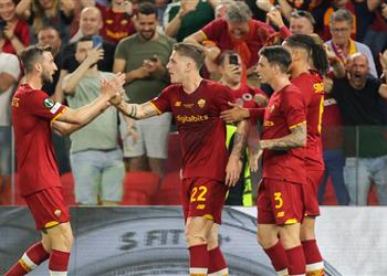 فيديو زانيولو يقود روما للفوز على فينورد والتتويج بلقب دوري المؤتمر الأوروبي في نسخته الأولى