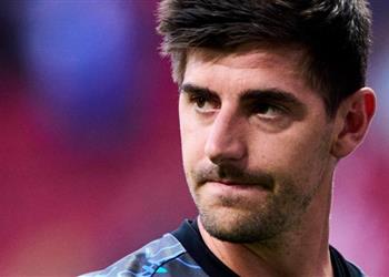 كورتوا ليفربول خسر مباريات أقل من ا والنهائي يشبه مواجهتنا أمام مانشستر سيتي