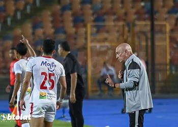 فيريرا يعلن سبب غياب عواد أمام الإسماعيلي ويؤكد بن شرقي له بديل