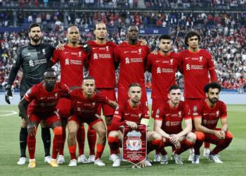 زوجة لاعب ليفربول تسخر من مانشستر سيتي خلال احتفالات الجماهير