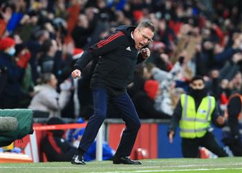 رانجنيك ي شيد بلاعبي مانشستر يونايتد بعد الفوز على برينتفورد