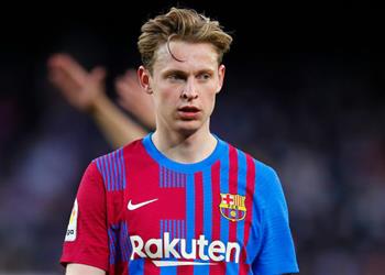 كادينا سير تكشف موقف دي يونج النهائي من مغادرة برشلونة