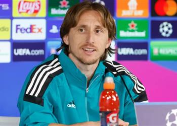 مودريتش لاعب ريال مدريد يناديني بـ أبي وقادرون على تخطي مانشستر سيتي