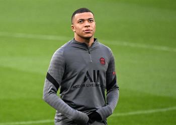 لو باريزيان مبابي يدرس إقامة مؤتمر صحفي للإعلان عن مستقبله