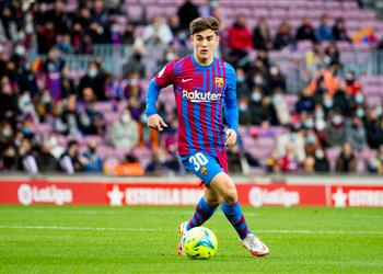 تقارير برشلونة يستعد لتجديد عقد جافي وإحباط محاولات كبار الدوري الإنجليزي