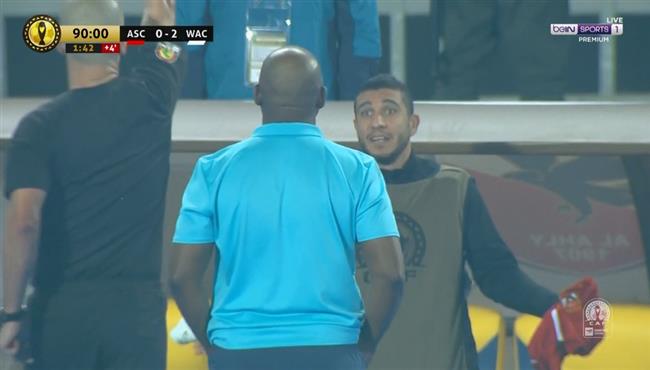 الحكم يطرد رامي ربيعه في مباراة الاهلي والوداد بنهائي دوري ابطال افريقيا