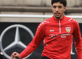 مرموش ينافس على جائزة أفضل لاعب ناشيء في الدوري الألماني