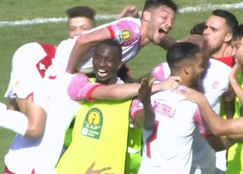 فيديو الوداد يقسو على بترو أتليتكو بثلاثية في عقر داره ويضع قدم ا في نهائي دوري أبطال إفريقيا