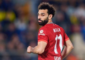 رقم مميز ينتظر محمد صلاح في مباراة ليفربول وتوتنهام