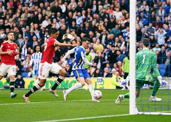 فيديو برايتون يهين مانشستر يونايتد برباعية وينهي فرصه في التأهل لدوري أبطال أوروبا