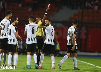 فيديو طرد لاعب وفاق سطيف أمام الأهلي