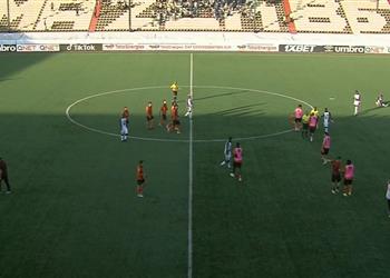 فيديو في الوقت القاتل مازيمبي يفوز على نهضة بركان بهدف في الكونفدرالية